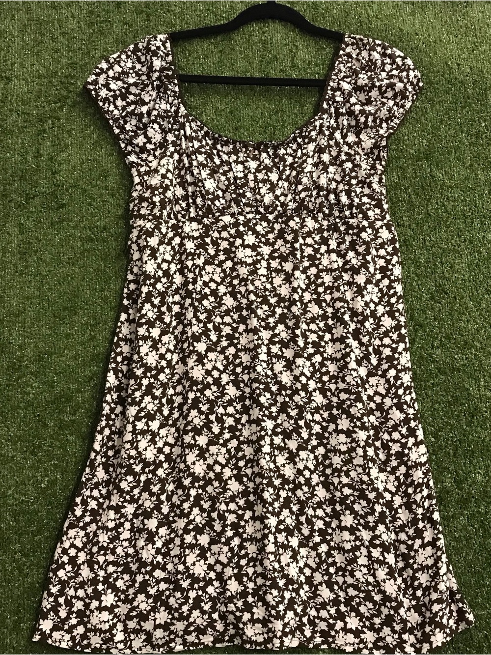No Boundaries Brown and White Floral Scoop Neck Tunic Dress